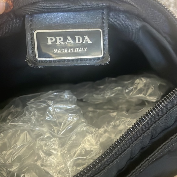 Prada Nylon Cross over body bag - Picture 3 of 6